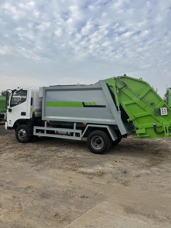 Garbage Collection Trucks — equipment reference view 4