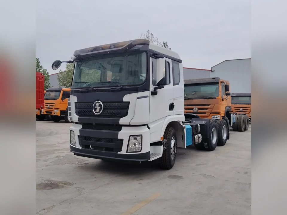 SHACMAN 6x4 tractor truck, front three-quarter view